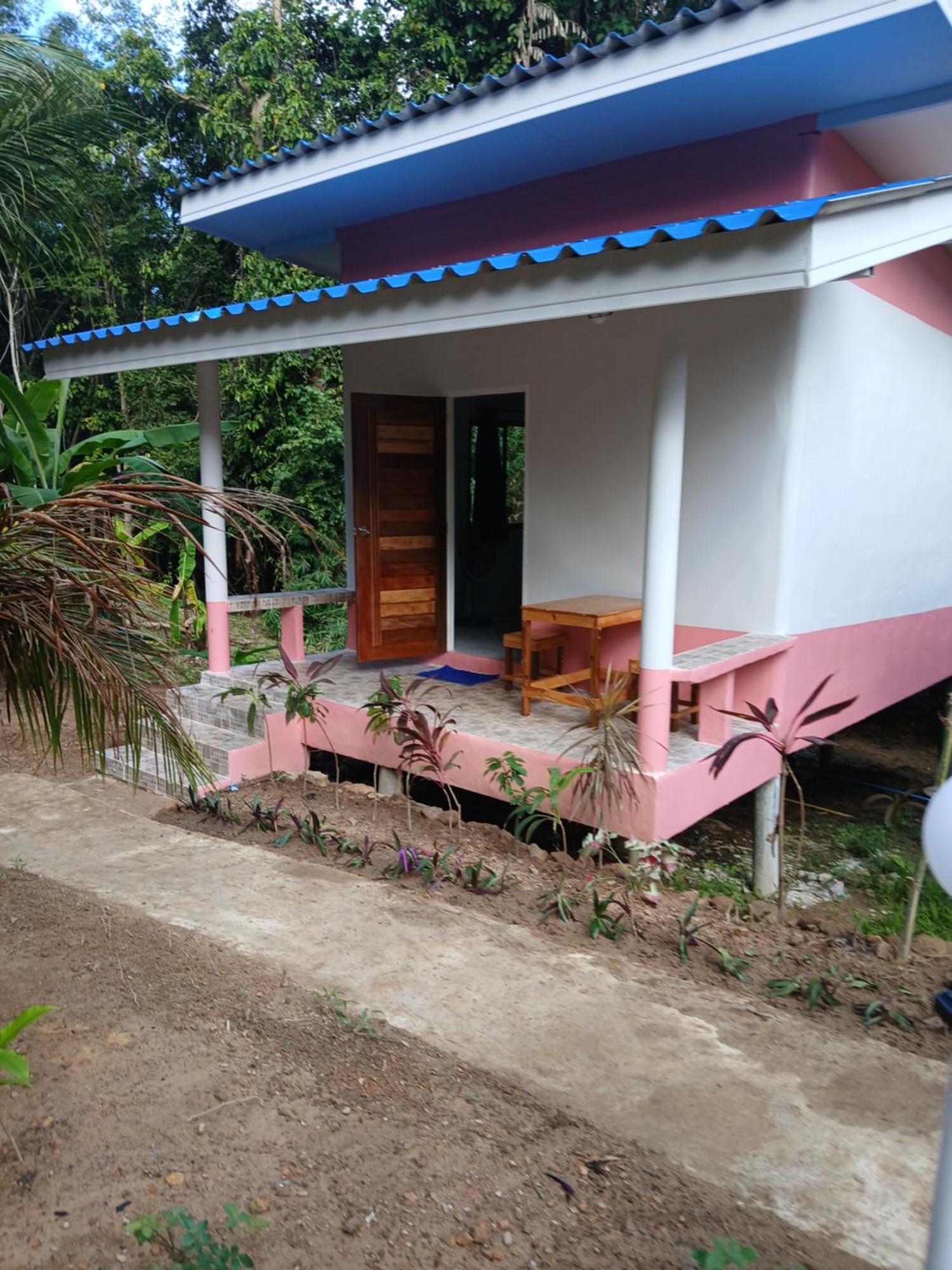 Pineapple Gardens Hotel Ko Kut Eksteriør billede